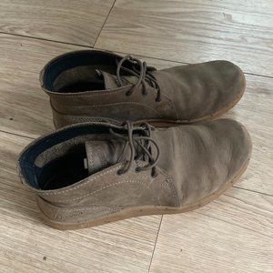 Danner Women’s Pilgrim Chukka Ankle Shoe/Boot